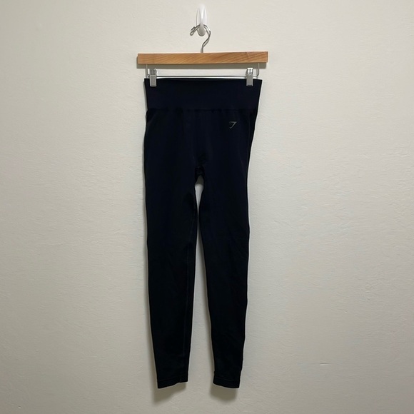 Gymshark Black Logo Leggings Size Medium - Picture 2 of 7